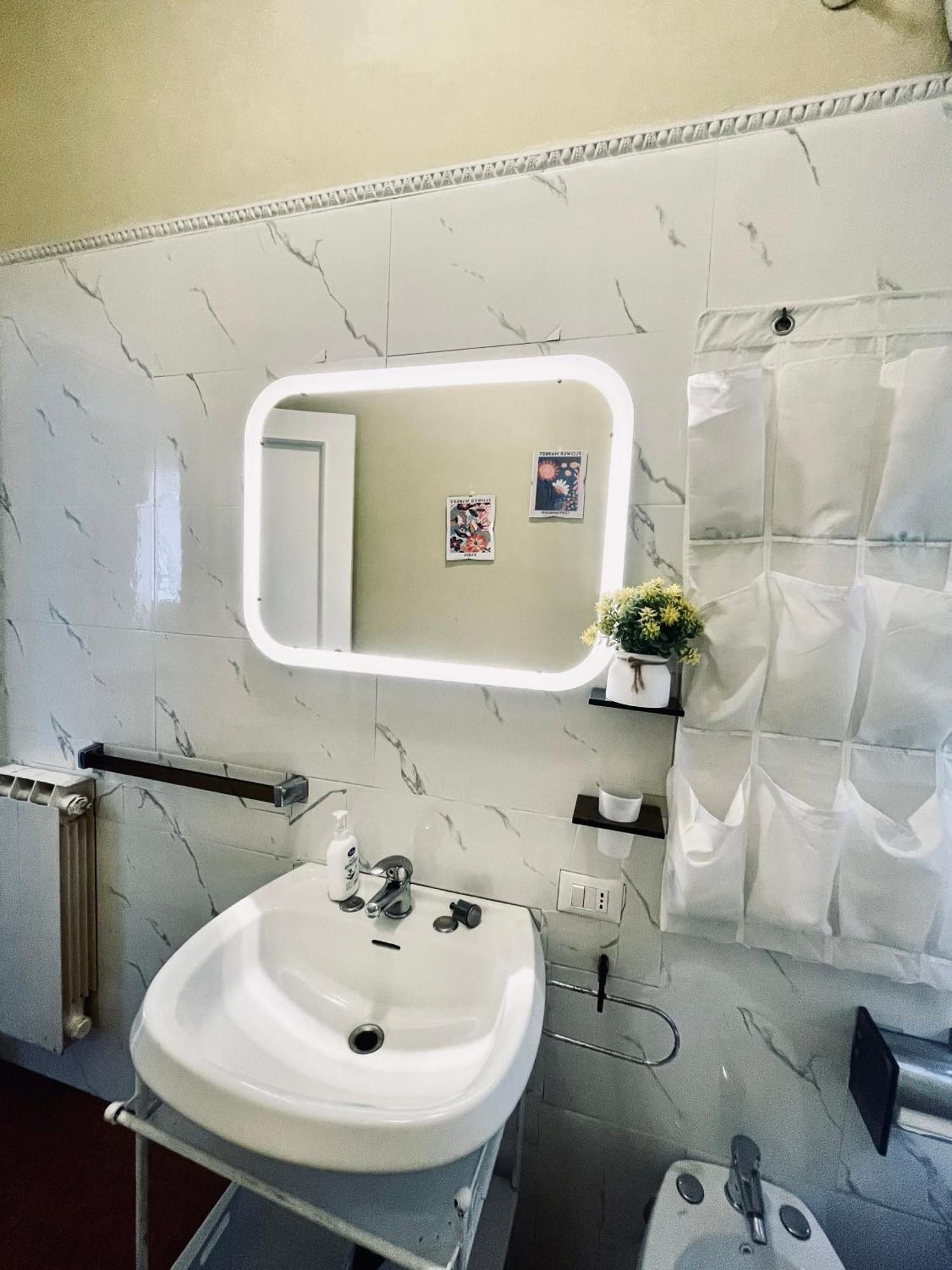 Apartamento La Casa Dei Fiori La Spezia Exterior foto